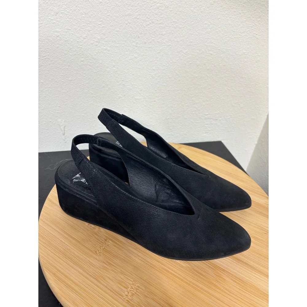 Eileen Fisher Wedges 8 Slingback Black Nubuck Pointed Toe V-Neck Pumps